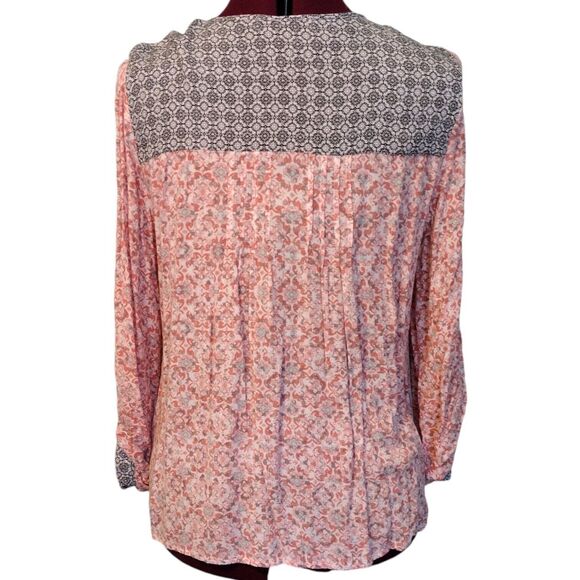 Democracy M Lightweight Floral Sheer Long Bishop Roll Tab Sleeve Tunic Blouse - Picture 3 of 9